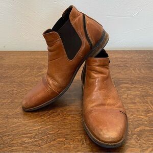 BULL BOXER PORTUGAL BROWN LEATHER NAVOS CHELSEA ANKLE BOOTS